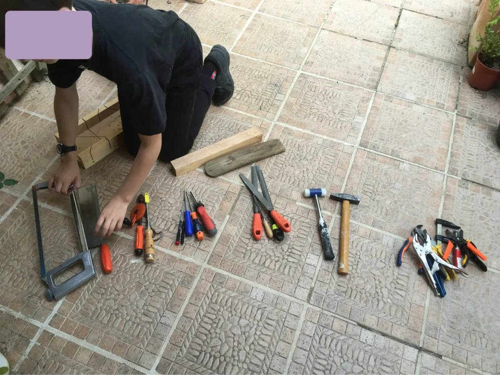 Monica_Pou_DVC_bricolage_1
